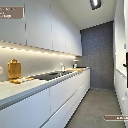 Le Saint-jacques - Sejour Premium Sur La Lippenslaan - 5min - Ideal Couples&amis - Balcon Vue Laterale - Garage Prive Gratuit